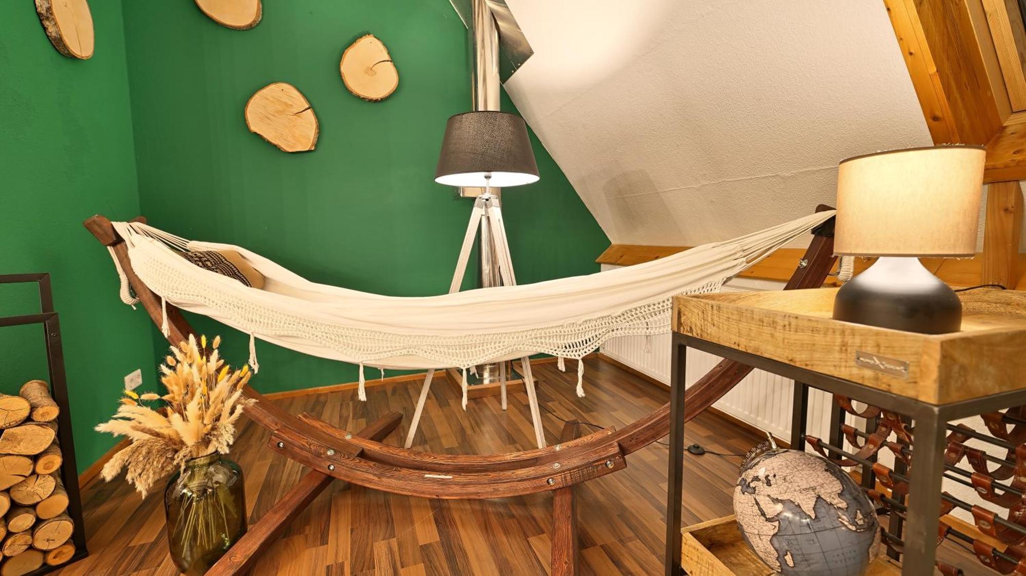 Green Loft Schwarzwald - Dach-Balkon--Musik-Ecke Fluorn-Winzeln Exterior foto
